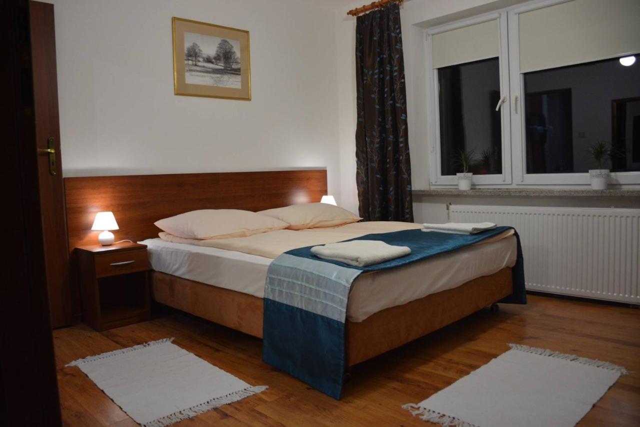 Siedlisko Roztocze Potoczek Hotel Adamow  Екстериор снимка